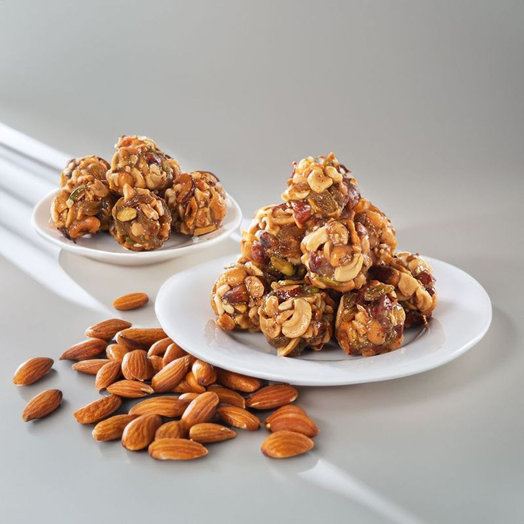 dry fruit laddu which is made from almond and cashew mix with honey